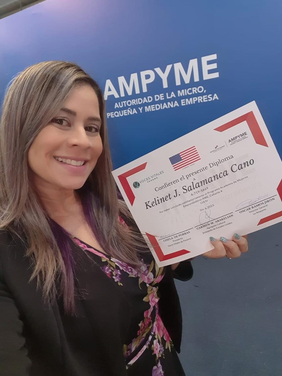 Participación de Dra Kellys en el Programa Jelou - TVN Dra. Kellys en el Programa de Emprendedoras da Ampymr